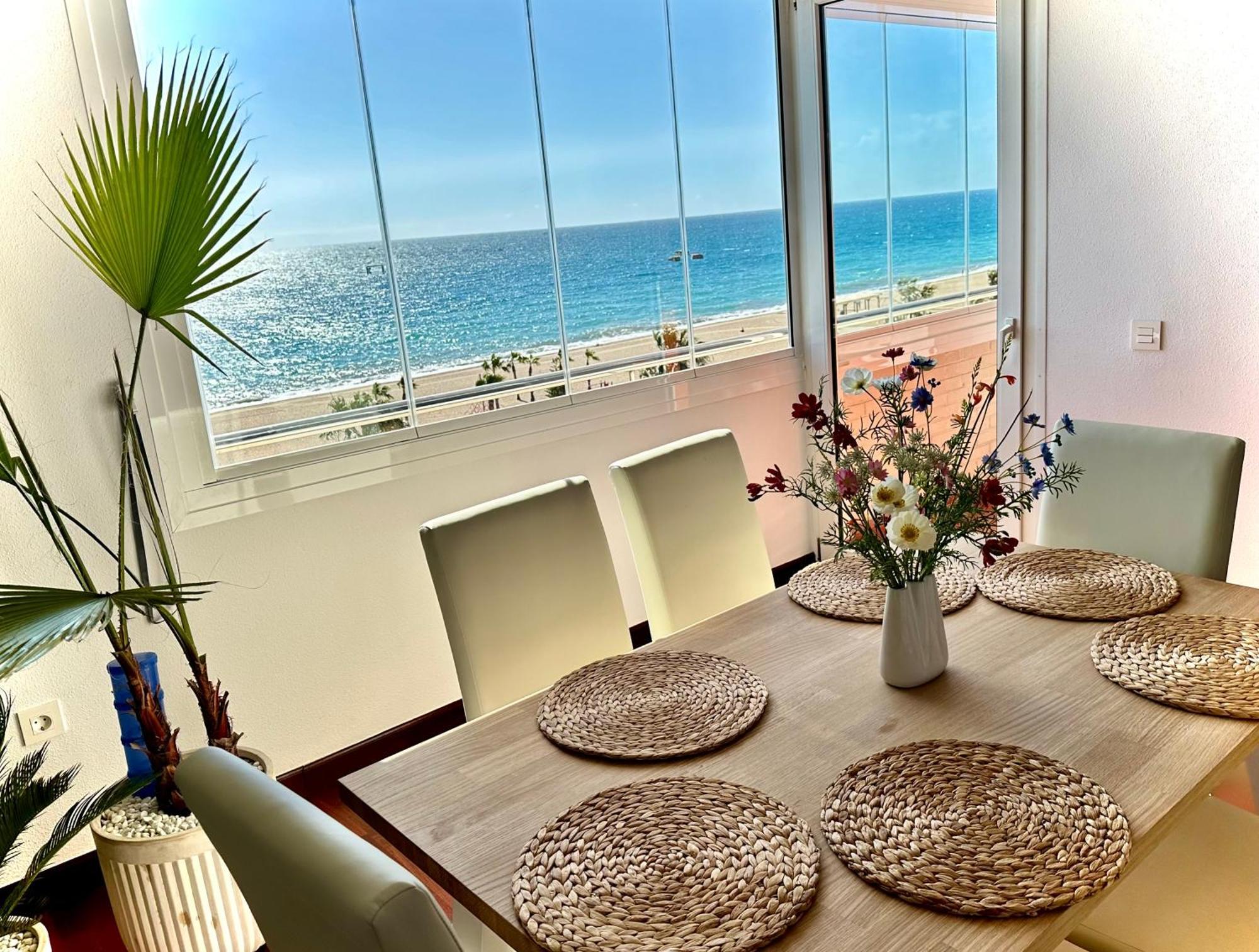 Vista Del Mar Residencial Apartment Рокетас де Мар Екстериор снимка